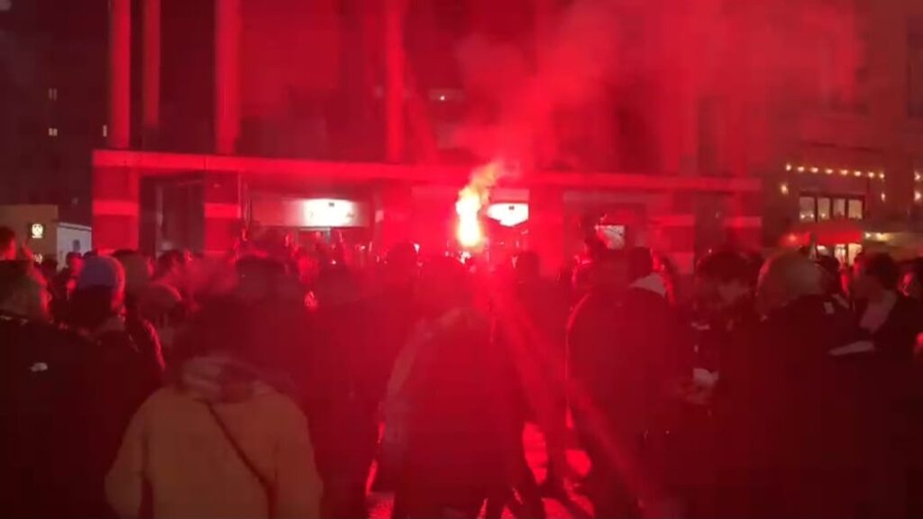 Lazio Bayern Monaco, l'ambiente si scalda: i tifosi spingono così la squadra verso il match - VIDEO 1 Tifosi Lazio