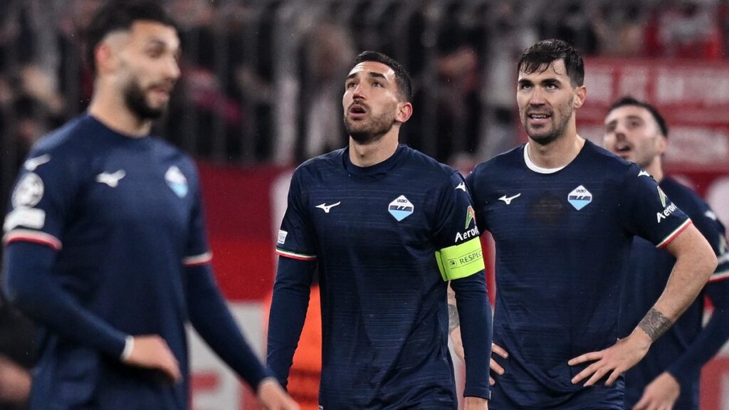 Bayern Monaco Lazio, le pagelle dei quotidiani: Immobile, errore che pesa. Saracinesca Provedel 1 Lazio
