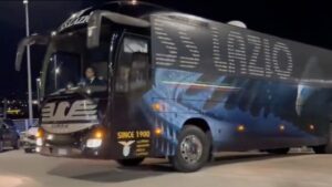 Benito Stirpe: l’arrivo dei pullman di Frosinone e Lazio – VIDEO
