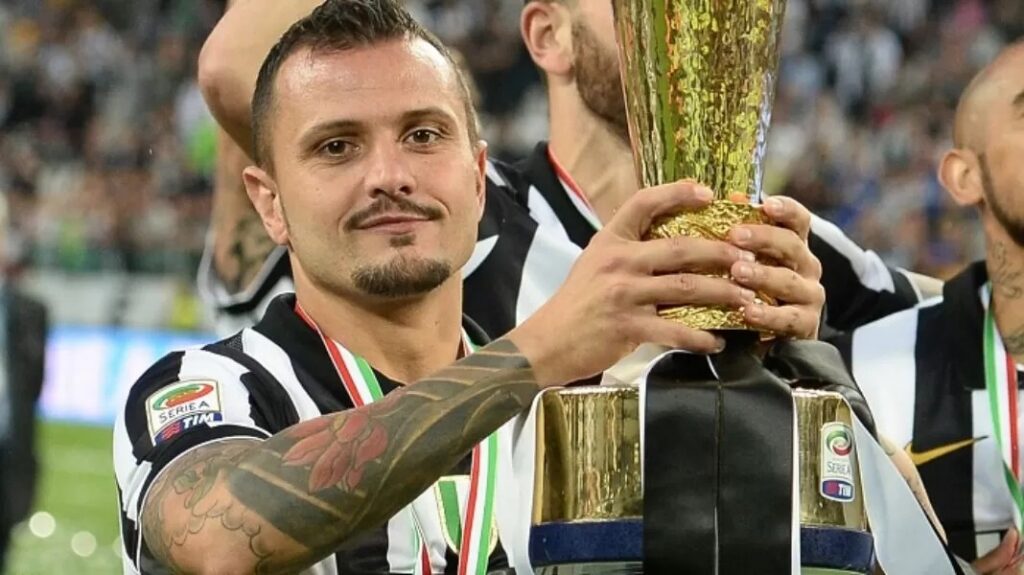 Pepe ricorda: «In carriera ho segnato poco, e principalmente alla Lazio» 1 Simone Pepe