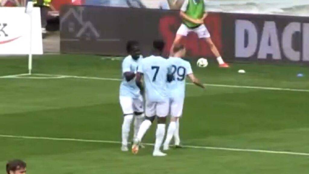 Gol Tchaouna, azione SPAZIALE della Lazio: il 3-0 all'Hansa Rostock fa il giro del web - VIDEO 1 gol-tchaouna
