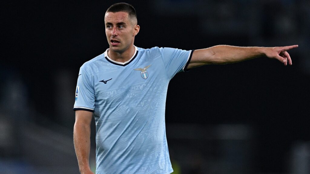 Marusic prima di Lazio Genoa: parole d'affetto per club e tifosi 1 Adam Marusic