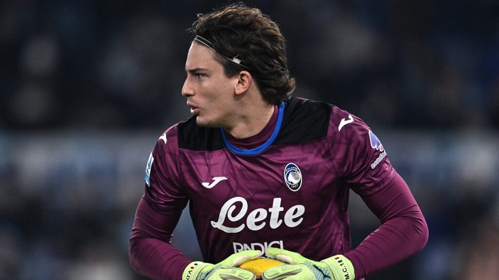 Carnesecchi a Dazn: «Secondo tempo importante, Lazio chiusa nella sua metà campo. Di questo pareggio ho un pensiero preciso» 1 Carnesecchi