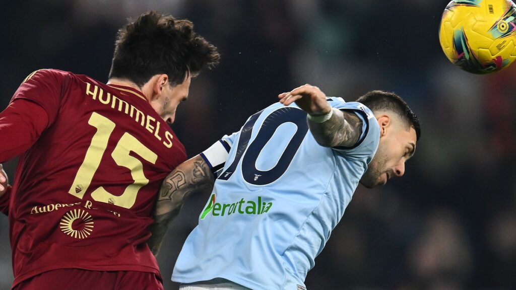 Zaccagni delude in Roma Lazio. Il capitano va a sprazzi nel derby e i giornali si dividono: «Comparsa» «Cresce solo nella ripresa, ma...» 1 Hummels Zaccagni