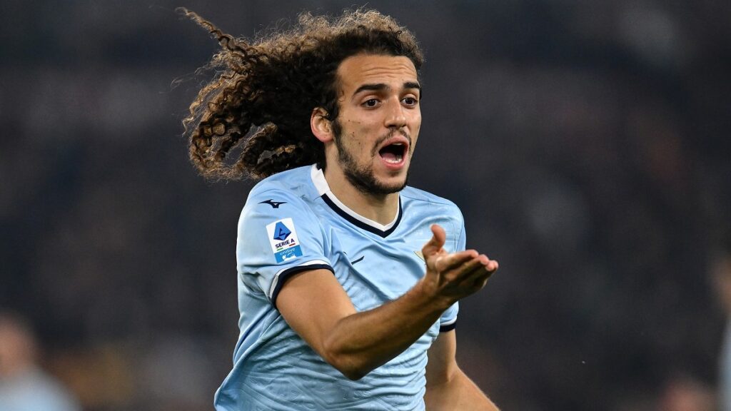 Roma Lazio, battibecco tra Guendouzi e Dybala: l'argentino ha fatto quel gesto. La ricostruzione 1 Guendouzi