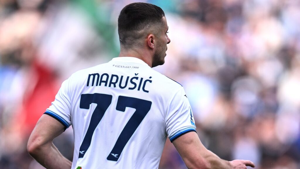 Infortunio Marusic, ieri a parte per un problema al polpaccio. Ci sarà in Lazio Napoli? Qual è la situazione del terzino 1 Marusic