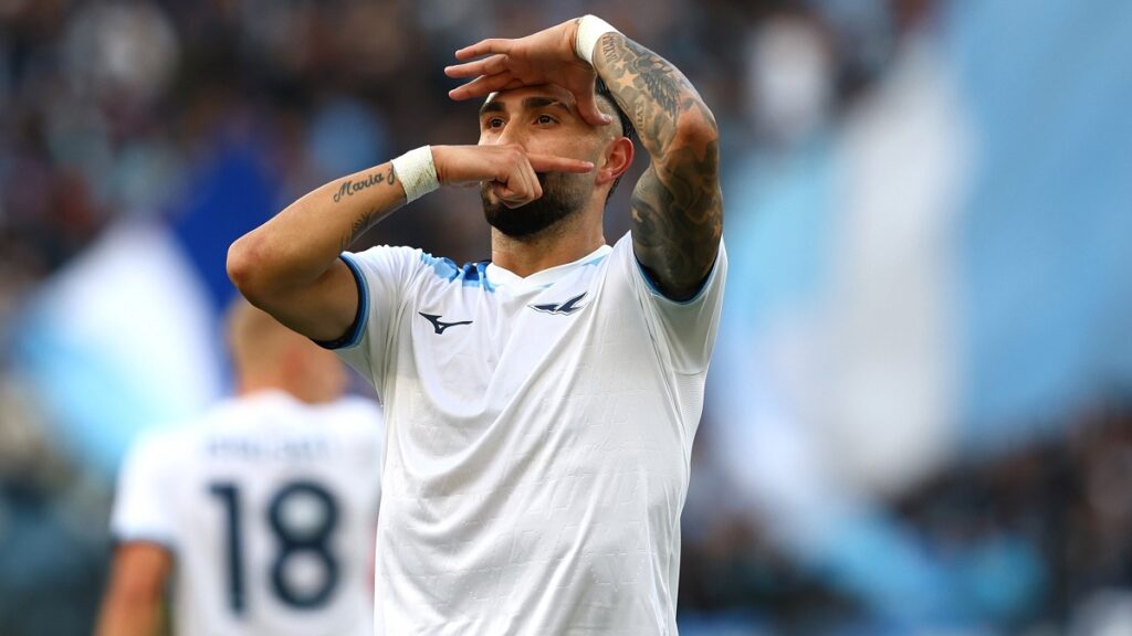 Castellanos Lazio, incoronato post Monza: «Sempre più decisivo». I giornali lo esaltano dopo il 5-1: i giudizi 1 Castellanos