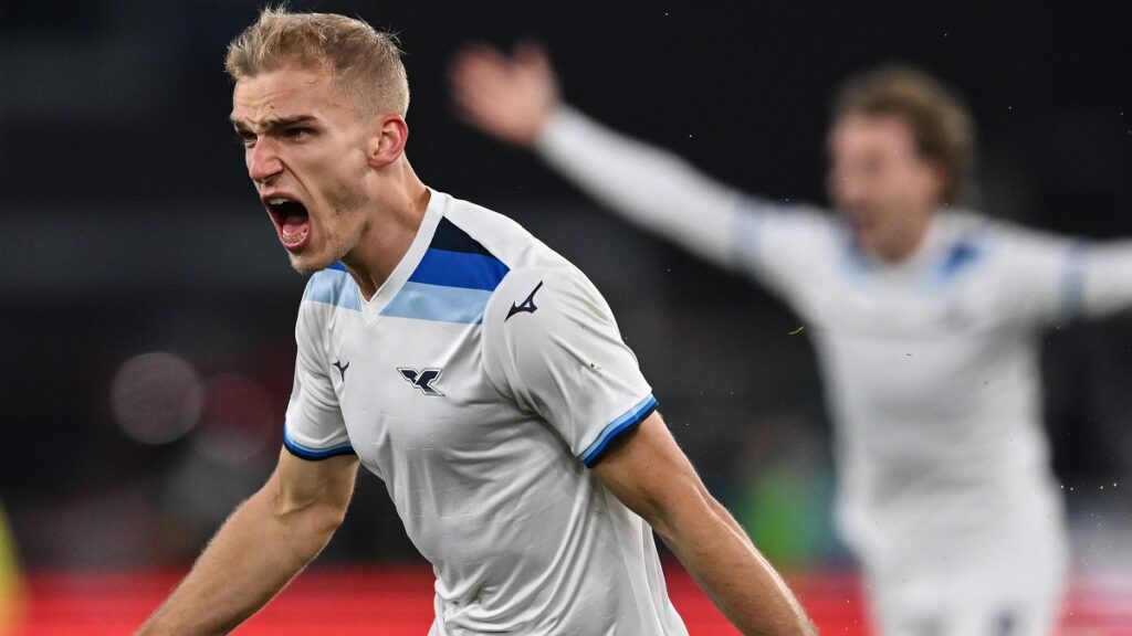 Isaksen Lazio, dalla possibile cessione al gol contro il Napoli: è lui il rinforzo invernale di Baroni 1 Isaksen