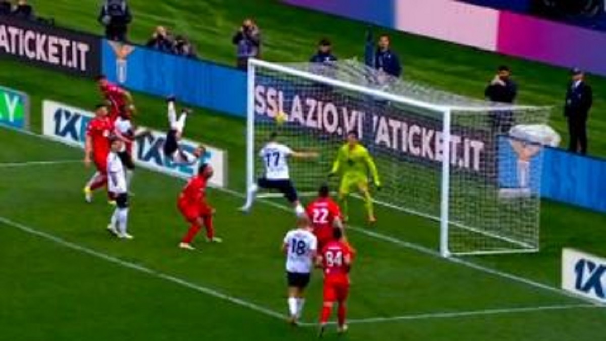 Gol Marusic: il difensore sblocca la gara con il Monza - VIDEO 21 Marusic