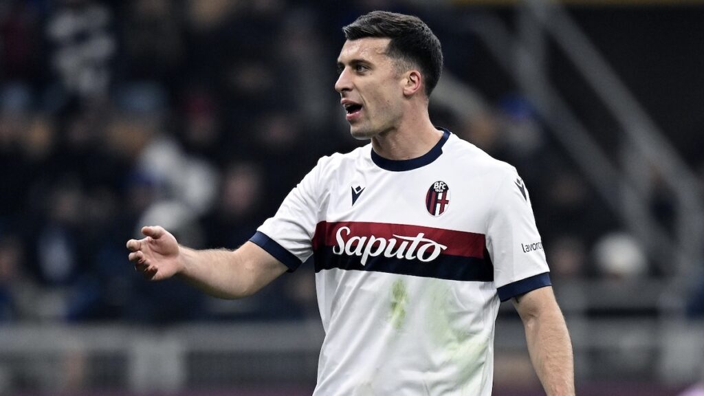 Calciomercato Lazio, il Bologna valuta l'acquisto definitivo di Casale: le ultime sul centrale biancoceleste 1 Casale