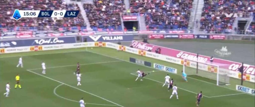 Gol Odgaard, Bologna in vantaggio sulla Lazio: zampata vincente del danese - VIDEO 1 Gol Odgaard