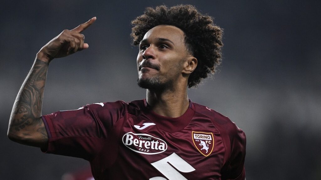 Lazaro a Dazn: «Stiamo facendo bene e se riusciamo a essere più cinici in attacco possiamo fare gol stasera» 1 Lazaro