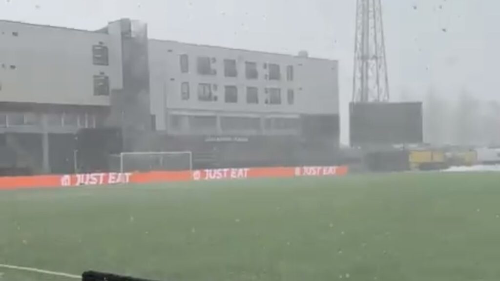 Bodo Glimt Lazio si gioca regolarmente! È arrivata la decisione della UEFA: «Non sussistono i presupposti per il rinvio». Ultimissime 1 Aspmyra Stadion