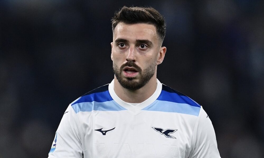 PSG si fionda su Gila della Lazio: i francesi vogliono rubare il difensore biancoceleste