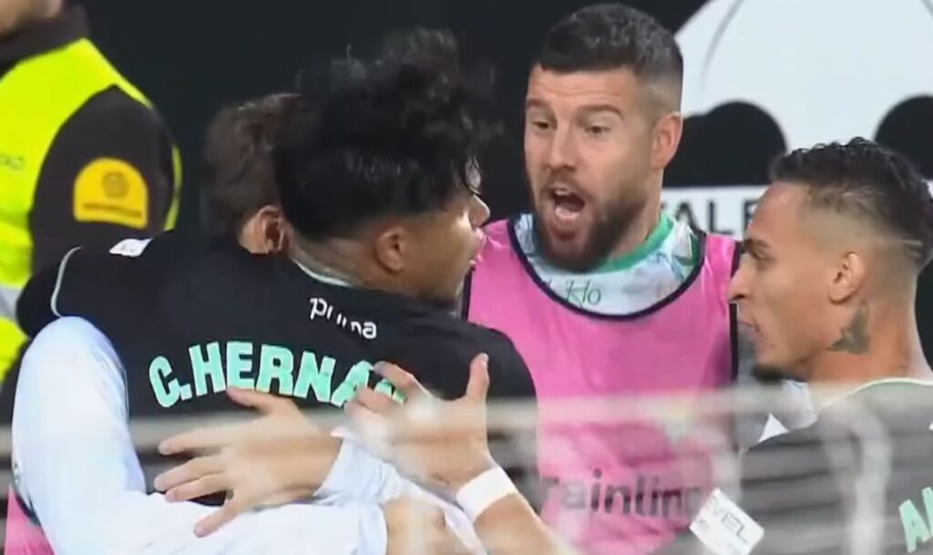 Cucho hernandez gol betis