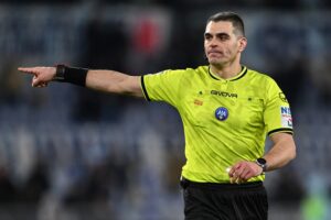 Moviola Lazio Fiorentina, Sozza nel pallone! Trattenuta negata e poi su Gila…