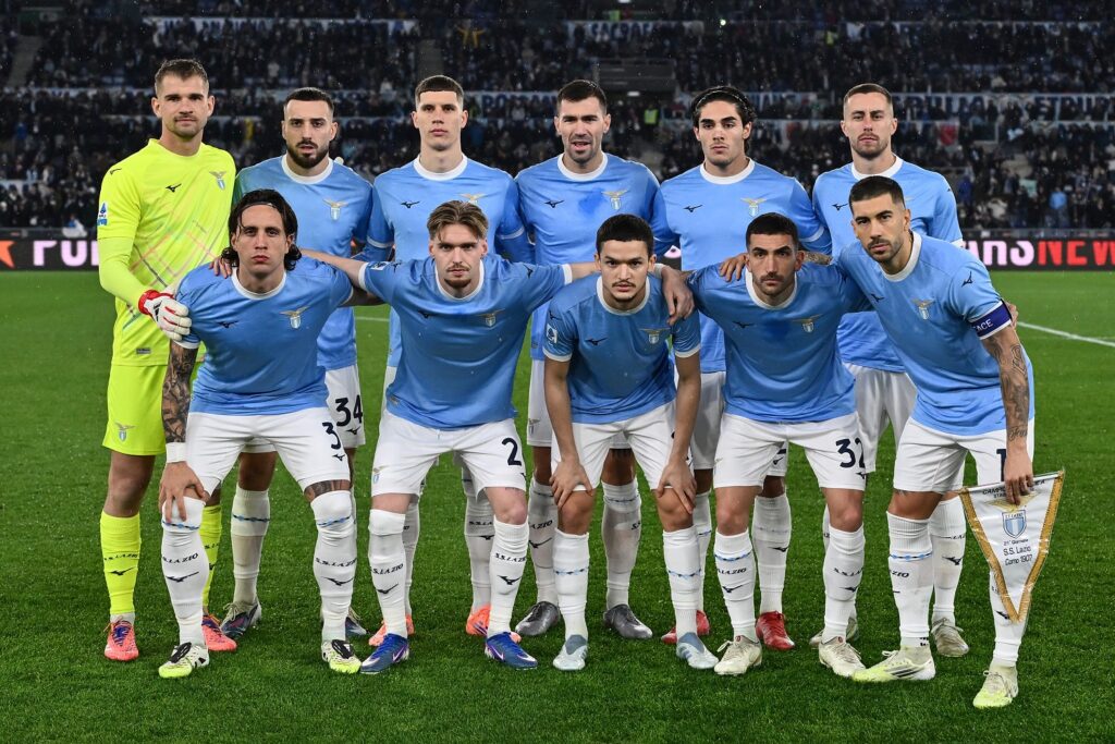 Pagelle Lazio Como, serata da dimenticare per i biancocelesti. Bene Provedel, male Marusic - VOTI 1 .