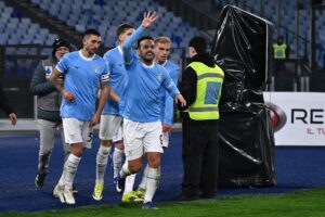 Lazio Genoa 3-2: i biancocelesti ritrovano la vittoria! A segno Pedro e Cataldi su rigore, prima rete per Taylor