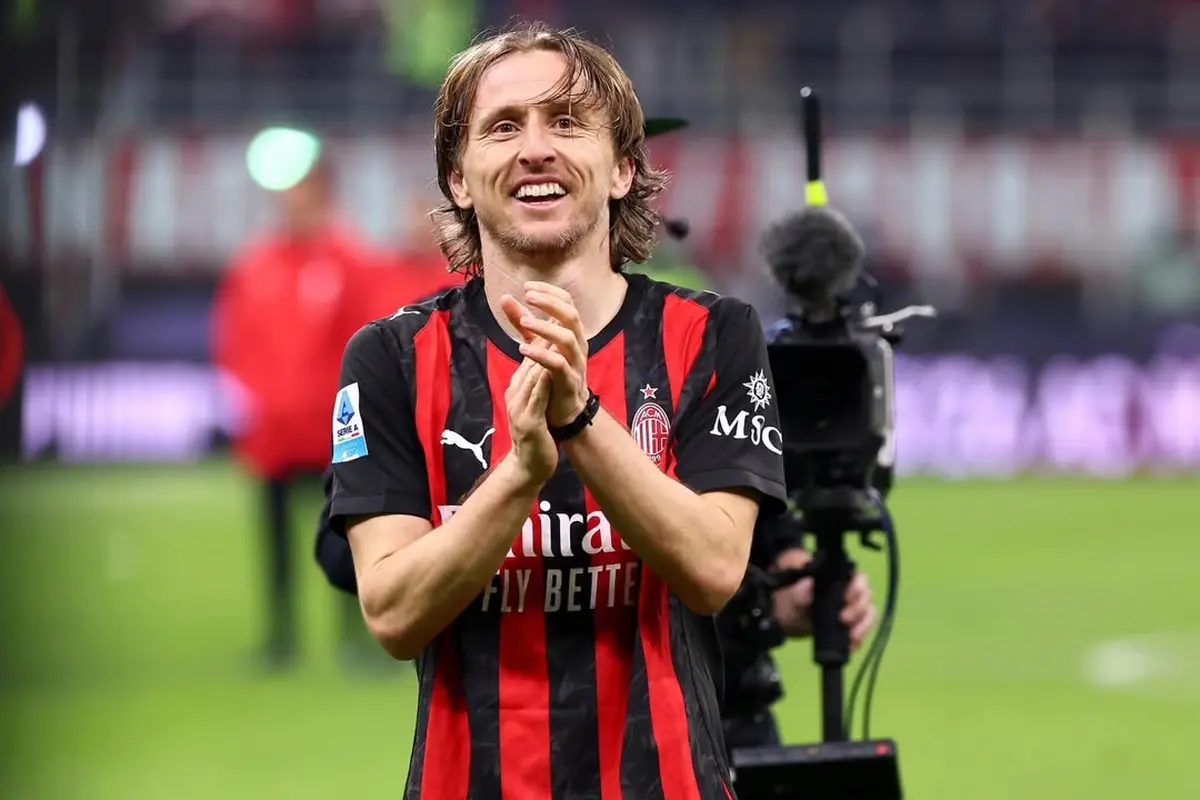 Modric non dice sì: Allegri e il Milan tremano 22 rinnovo modric