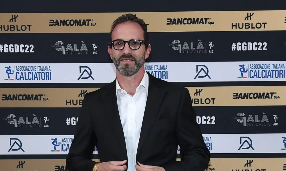 AIC contro FIGC dopo l’eliminazione: i tifosi Lazio furiosi per i loro eroi? AIC contro FIGC dopo l’eliminazione: i tifosi Lazio furiosi per i loro eroi?