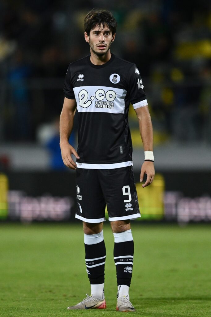 Shpendi Lazio, quanta concorrenza per l'attaccante del Cesena! Piace molto in Premier League 1 Frosinone Cesena serie B