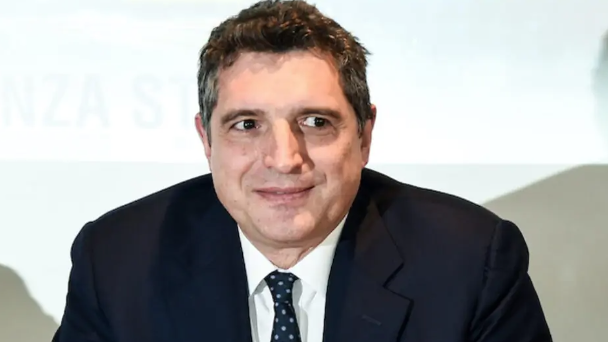 Derby Roma Lazio, De Siervo: «Si giocherà lunedì? Non credo proprio, sarà garantita la contemporaneità» 21 De Siervo