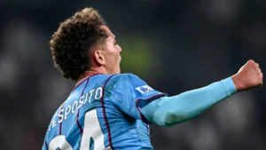 Esposito piace alla Lazio, occhi sull’attaccante del Cagliari: il mercato si accende
