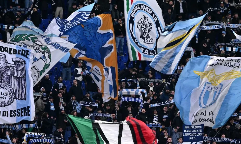 Lotito contro i tifosi assenti: “La Lazio ha bisogno di voi, ora basta scuse!” Lotito contro i tifosi assenti: “La Lazio ha bisogno di voi, ora basta scuse!”