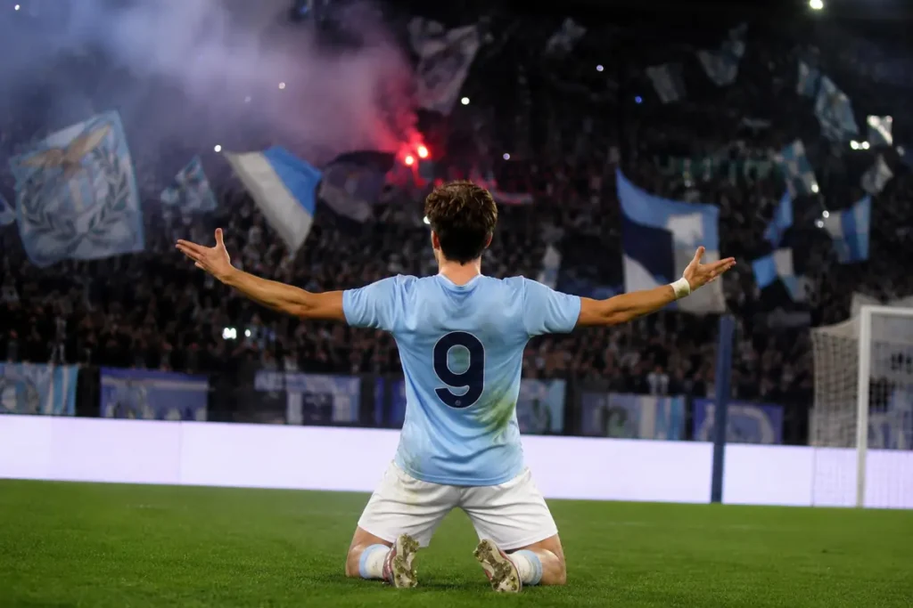 Prima si salva e poi se ne va per 12 milioni: la Lazio fa contento anche Marotta 22 attaccante lazio 12 maggio 2026 lazionews24
