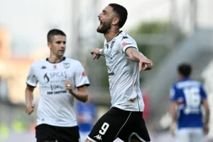 Calciomercato Lazio, occhi puntati su Artistico! L’attaccante è nel mirino del Benevento