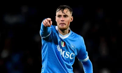 Asse caldo con il Napoli! Si profila lo scambio Gila-Beukema: l'indiscrezione 24 Beukema Napoli Atalanta