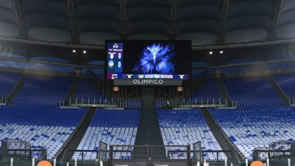 Stadio vuoto
