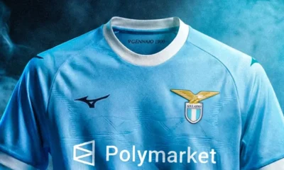 Lazio senza main sponsor contro l’Avellino: rimosso il logo Polymarket dalle maglie 24 edited immagine polymarket png jpeg 1 e1776517225623 1 1