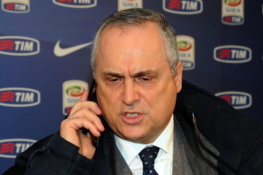 Lotito, adesso diventa ancora più difficile girare per Roma 1 lotito cellulare lazio lega febbraio 2014 ifa