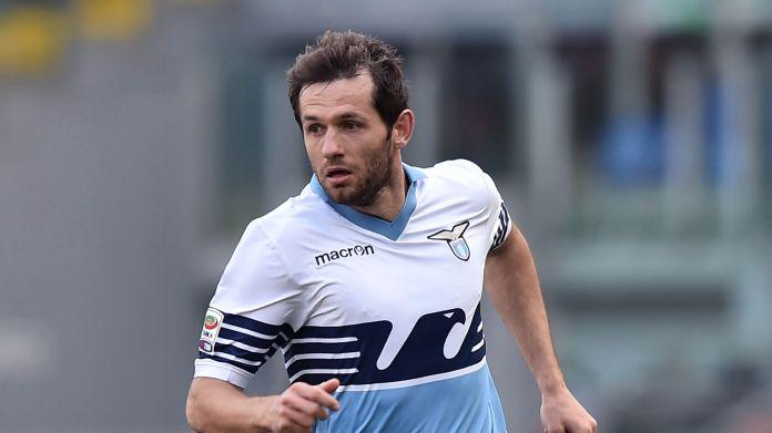 lulic-azione-lazio-aprile-2015-ifa