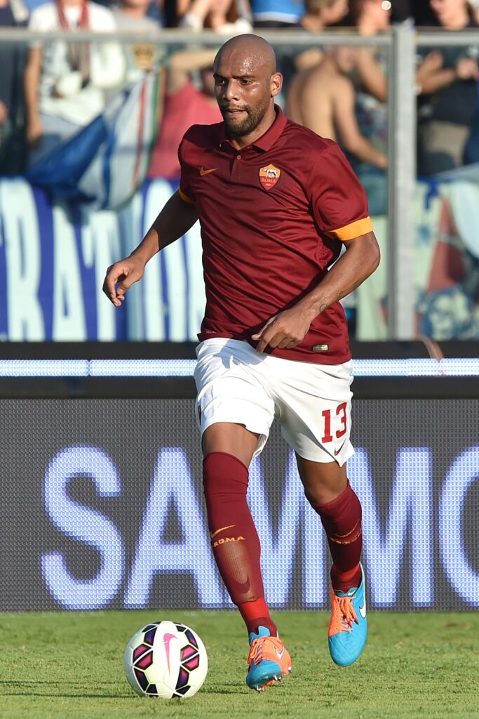 Maicon: «Il mio primo derby fu dopo il 26 maggio, i tifosi mi dissero...» 1 Maicon