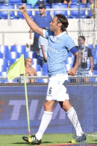 mauri esulta lazio settembre 2014 ifa