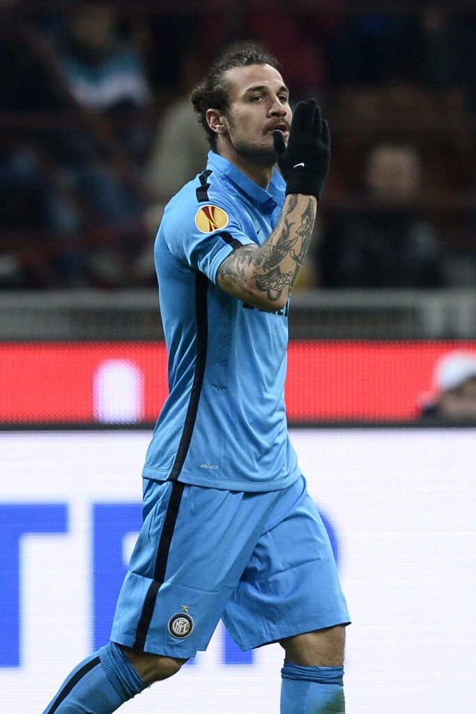 Attacco: proposto Osvaldo, la Lazio dice no 1 osvaldo esulta inter third europa league novembre 2014 ifa
