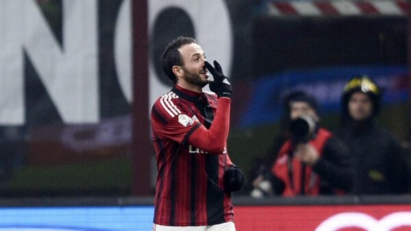 pazzini esulta milan gennaio 2015 ifa e1587809432538