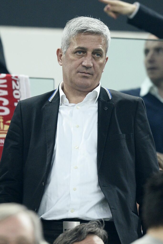Vertenza Petkovic: parti lontane, si ricomincia il 26 gennaio 1 petkovic tribuna svizzera champions league aprile 2015 ifa