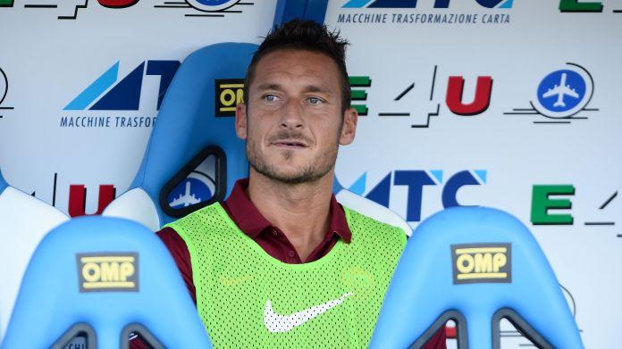 totti-panchina-roma-settembre-2014-ifa ilary