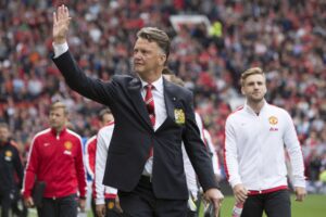 van gaal saluta manchester united settembre 2014 ifa