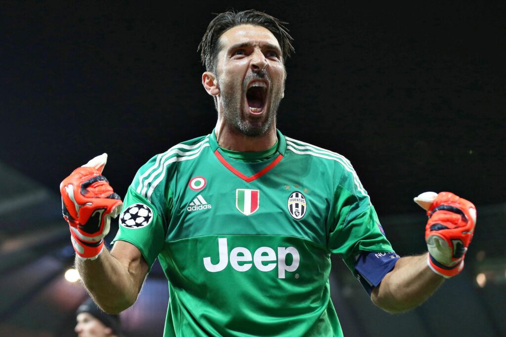 Il sogno di Buffon: «Il Mondiale mi spinge in avanti» 1 buffon esulta juventus champions league settembre 2015 ifa