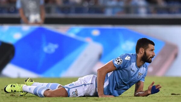candreva disteso lazio champions league agosto 2015 ifa