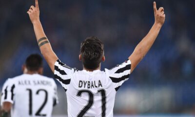 dybala esulta spalle juventus dicembre 2015 ifa