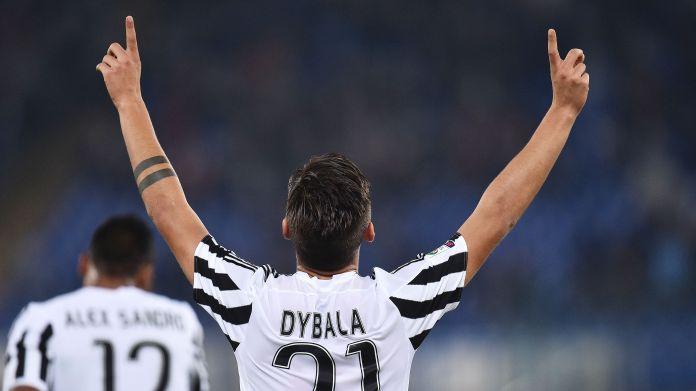 dybala-esulta-spalle-juventus-dicembre-2015-ifa