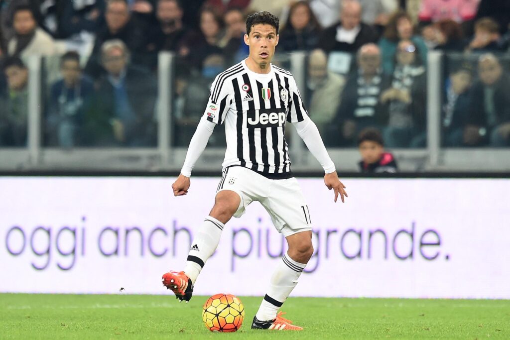 Hernanes ricorda la prodezza all'Udinese ai tempi della Lazio: "Fu una bella rete, domenica vorrei provare le stesse gioie" 1 hernanes azione juventus novembre 2015 ifa