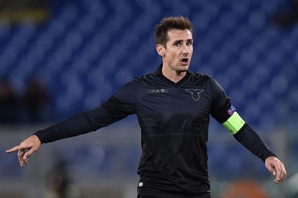 Top 100 dei calciatori tedeschi stilata dalla Bild: Klose al decimo posto 1 klose lazio third europa league novembre 2015 ifa