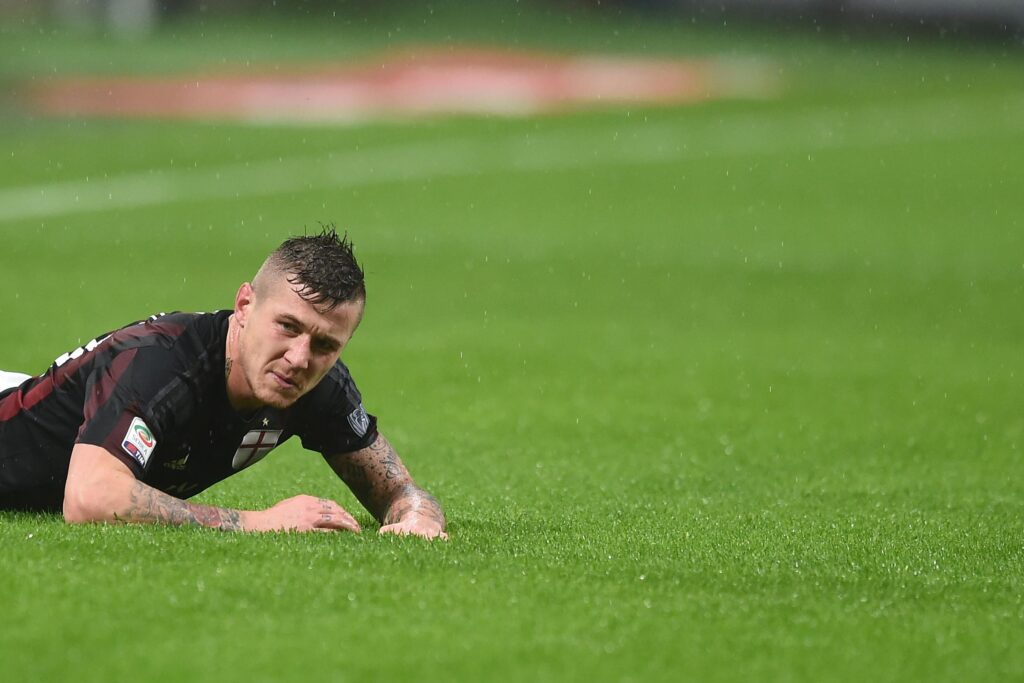 Milan, lesione per Kucka: contro la Lazio non ci sarà. In dubbio Donnarumma 1 kucka disteso milan ottobre 2015 ifa