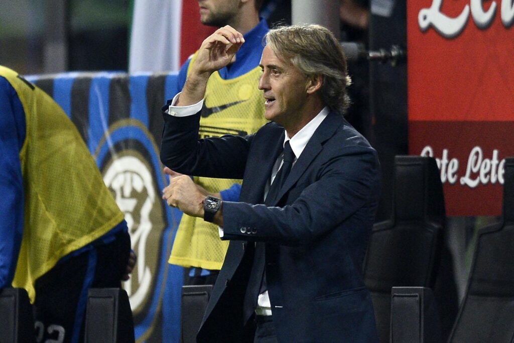 Mancini ricordo la sua avventura alla Lazio: "Furono tre anni bellissimi! E quel tacco contro il Parma..." 1 mancini indicazioni inter settembre 2015 ifa